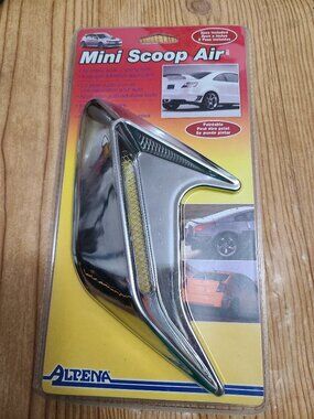 Mini Scoop Air universal car accessory (NEW)